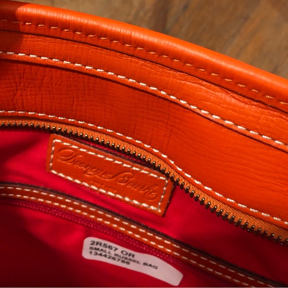 π NWT Dooney Bourke Russel tote orange - Picture 8 of 11